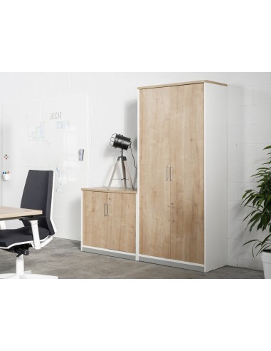 Armario rocada con un estante y dos...