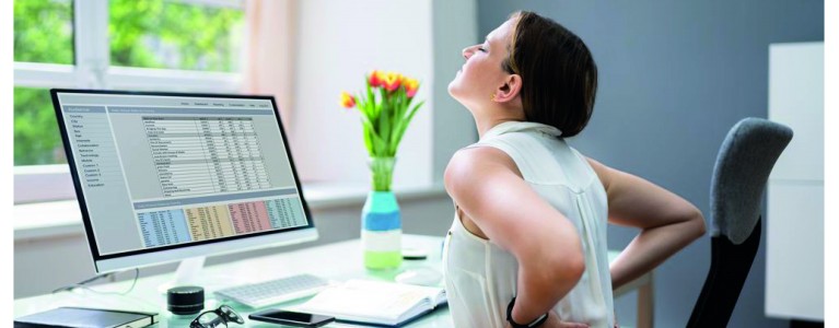 Cómo evitar los dolores posturales del teletrabajo